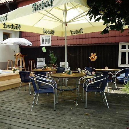 Gasthaus & Hotel Zur Linde Friedrichroda Buitenkant foto
